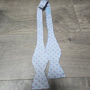 Bowtie #14 - Grey Blue Southern Tide Shrimp & Grits